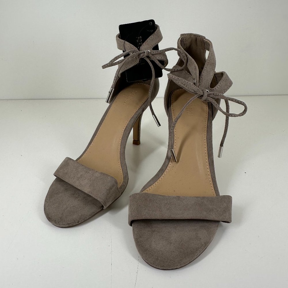 F21 Grey Heels with Tie | 6.5